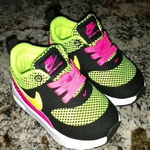 NIKE AIRMAX THEA (TDE)